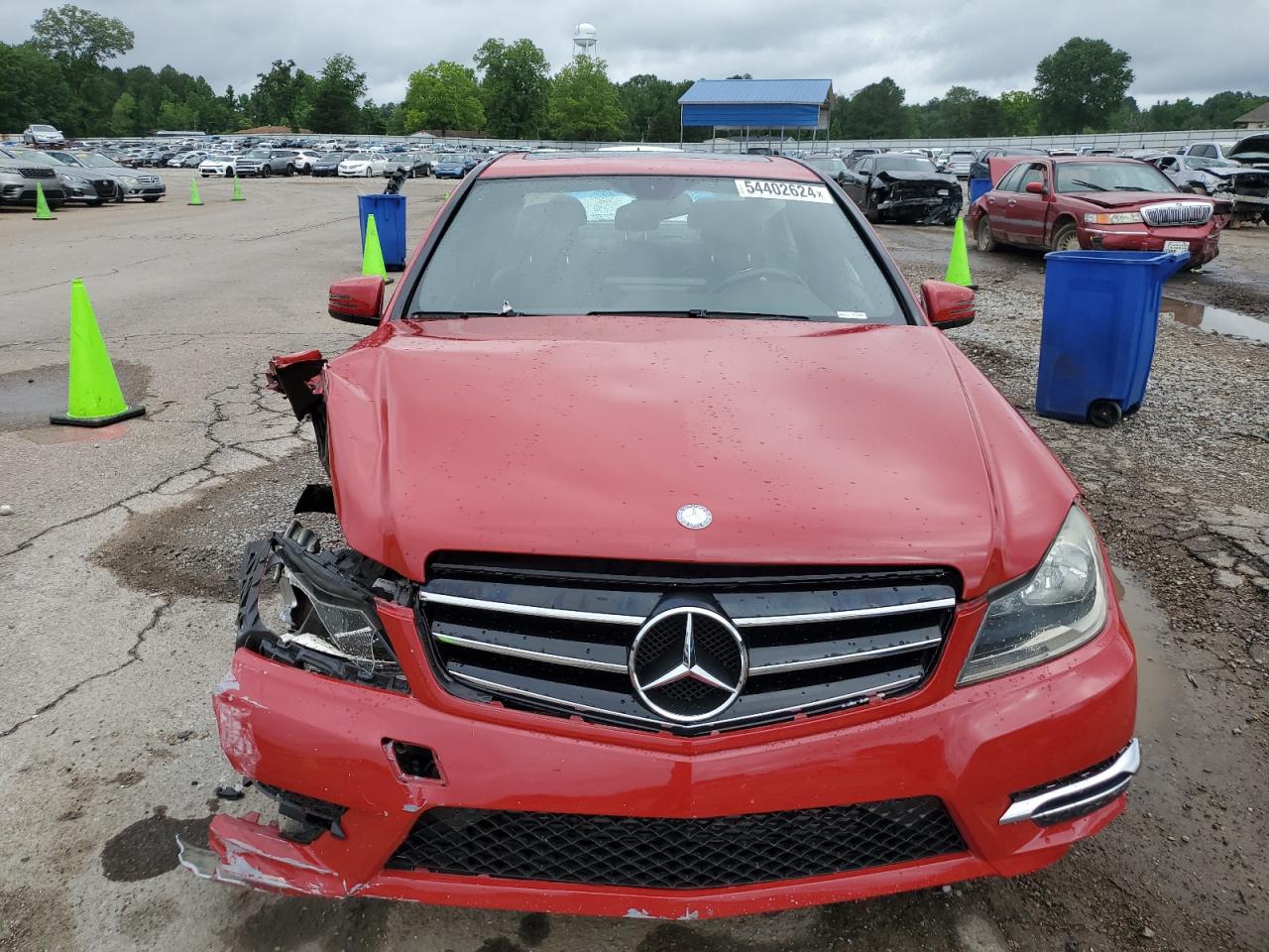 2013 Mercedes-Benz C 250 vin: WDDGF4HB3DR273208