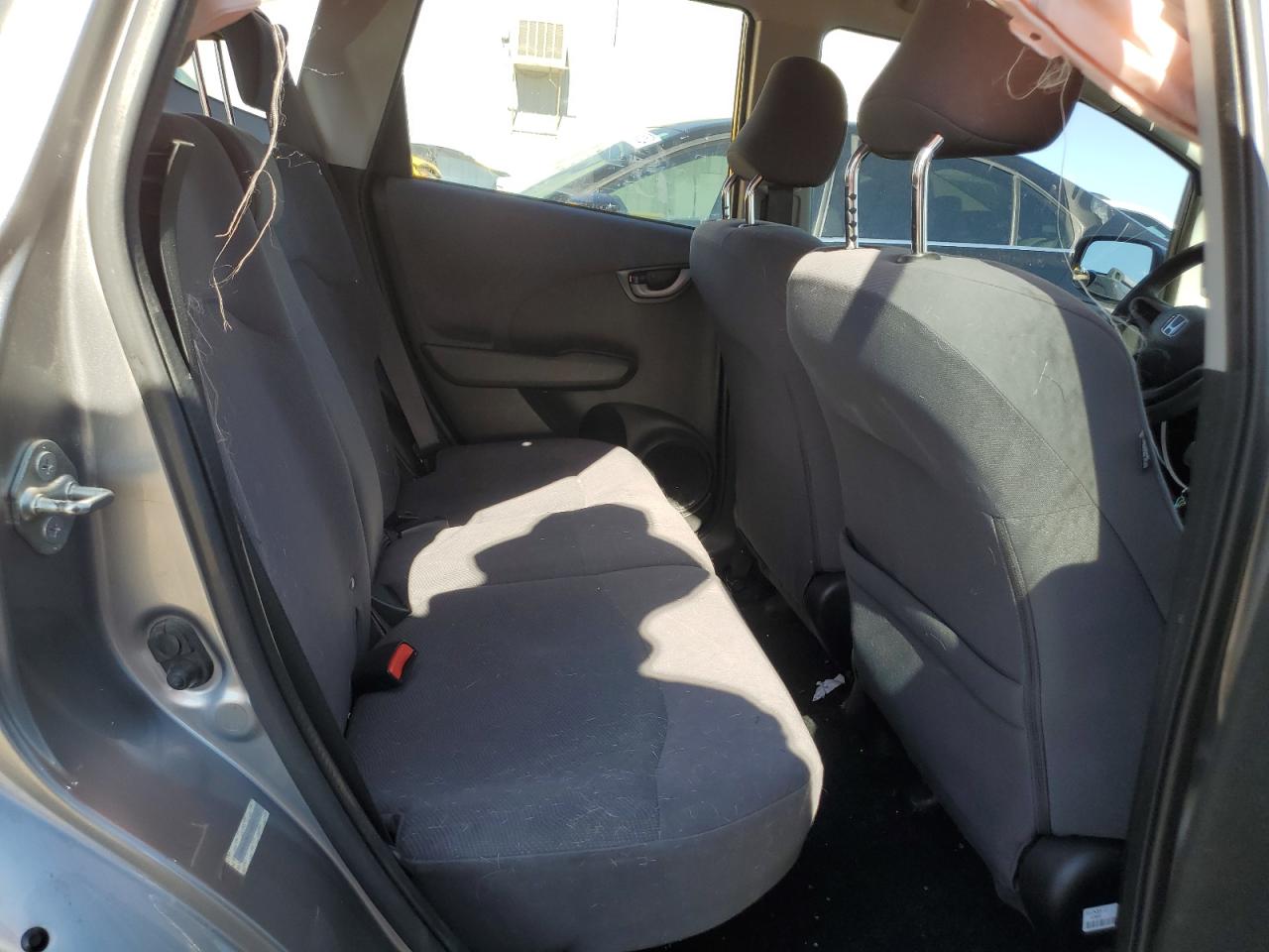 JHMGE8H29AC001523 2010 Honda Fit