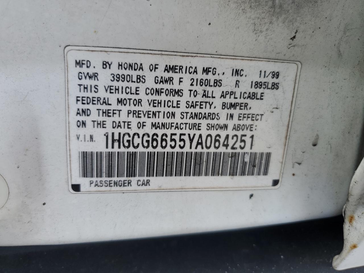 1HGCG6655YA064251 2000 Honda Accord Lx