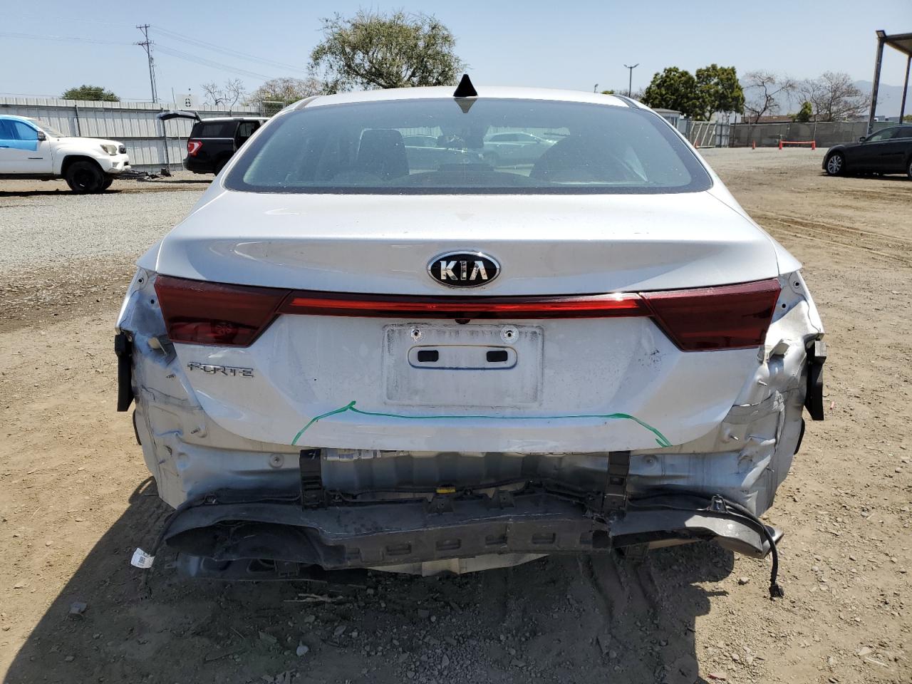 3KPF24AD9ME316717 2021 Kia Forte Fe