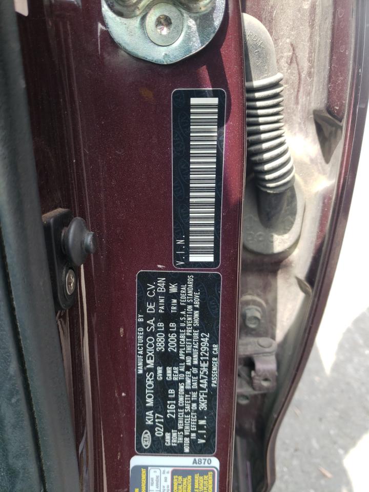 3KPFL4A75HE129942 2017 Kia Forte Lx