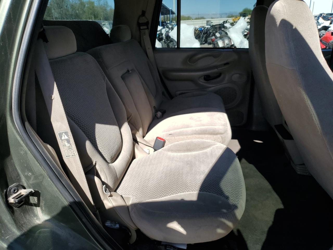 1FMRU15W41LB58822 2001 Ford Expedition Xlt