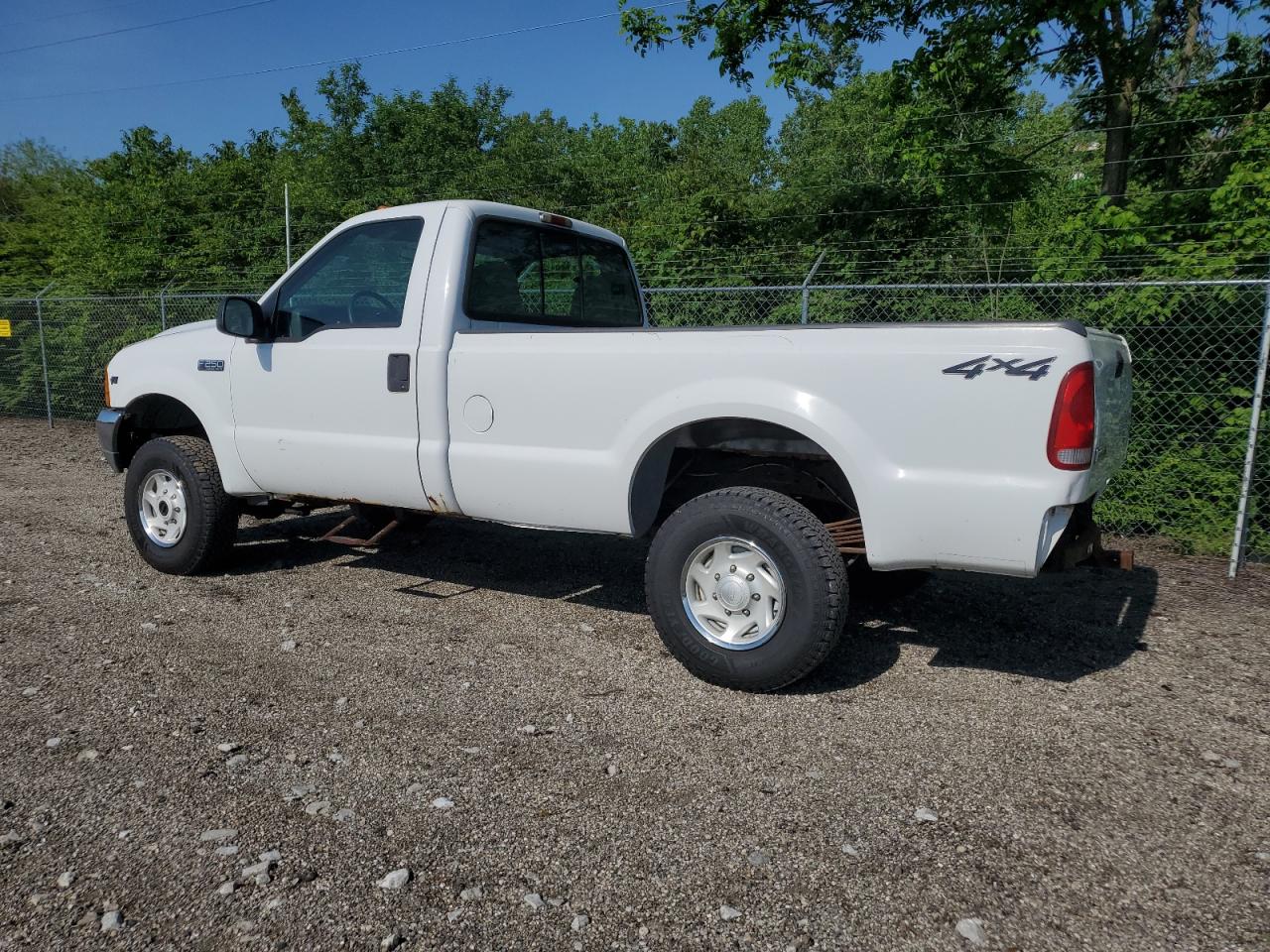 1FTNF21L61EA69028 2001 Ford F250 Super Duty