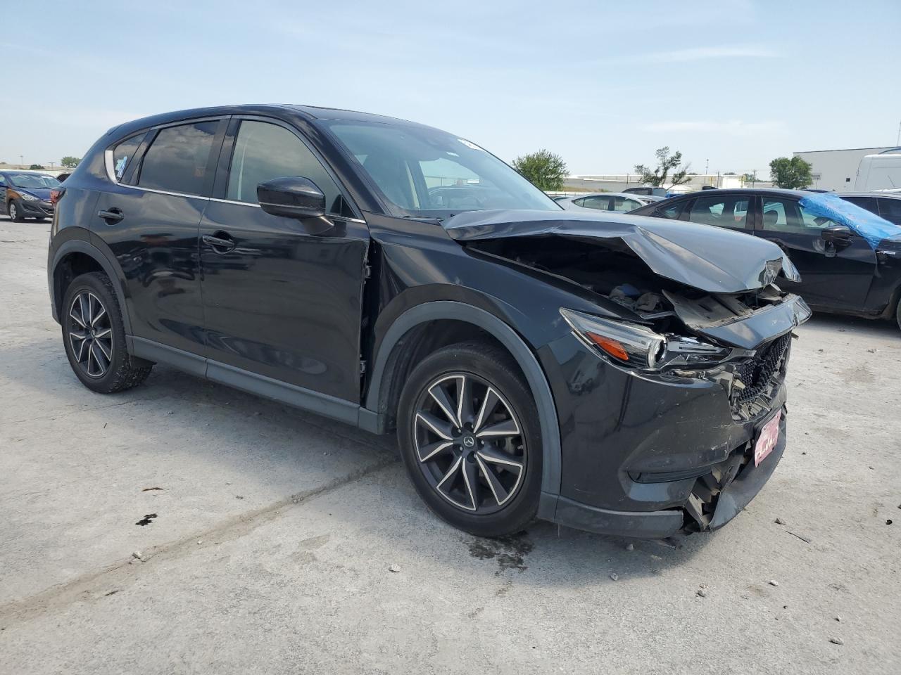 2017 Mazda Cx-5 Grand Touring vin: JM3KFADL1H0133015