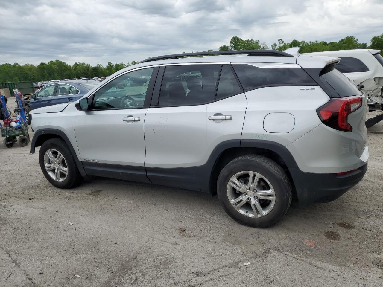 3GKALTEV5NL124443 2022 GMC Terrain Sle