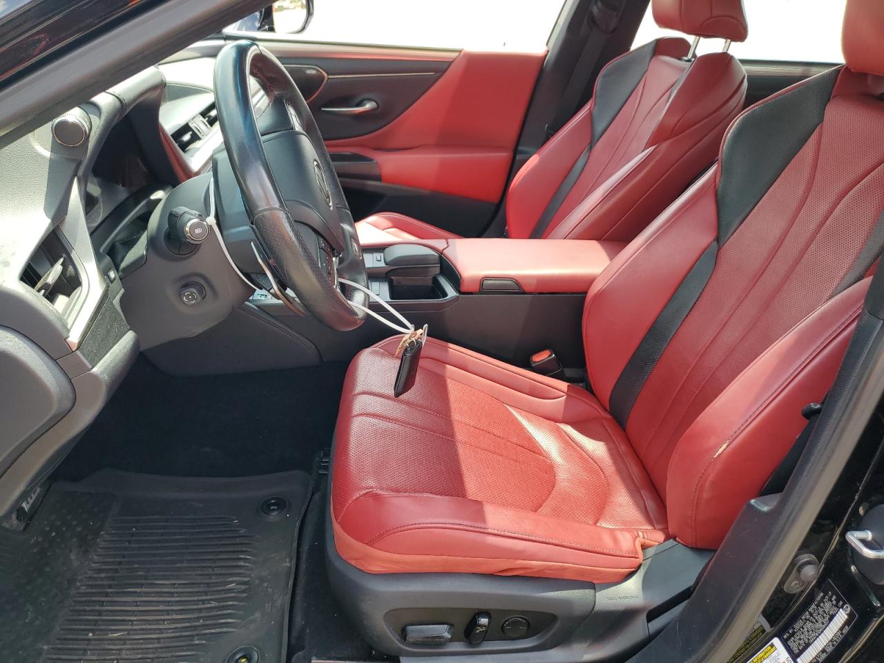 58AGZ1B12MU084647 2021 Lexus Es 350 Base