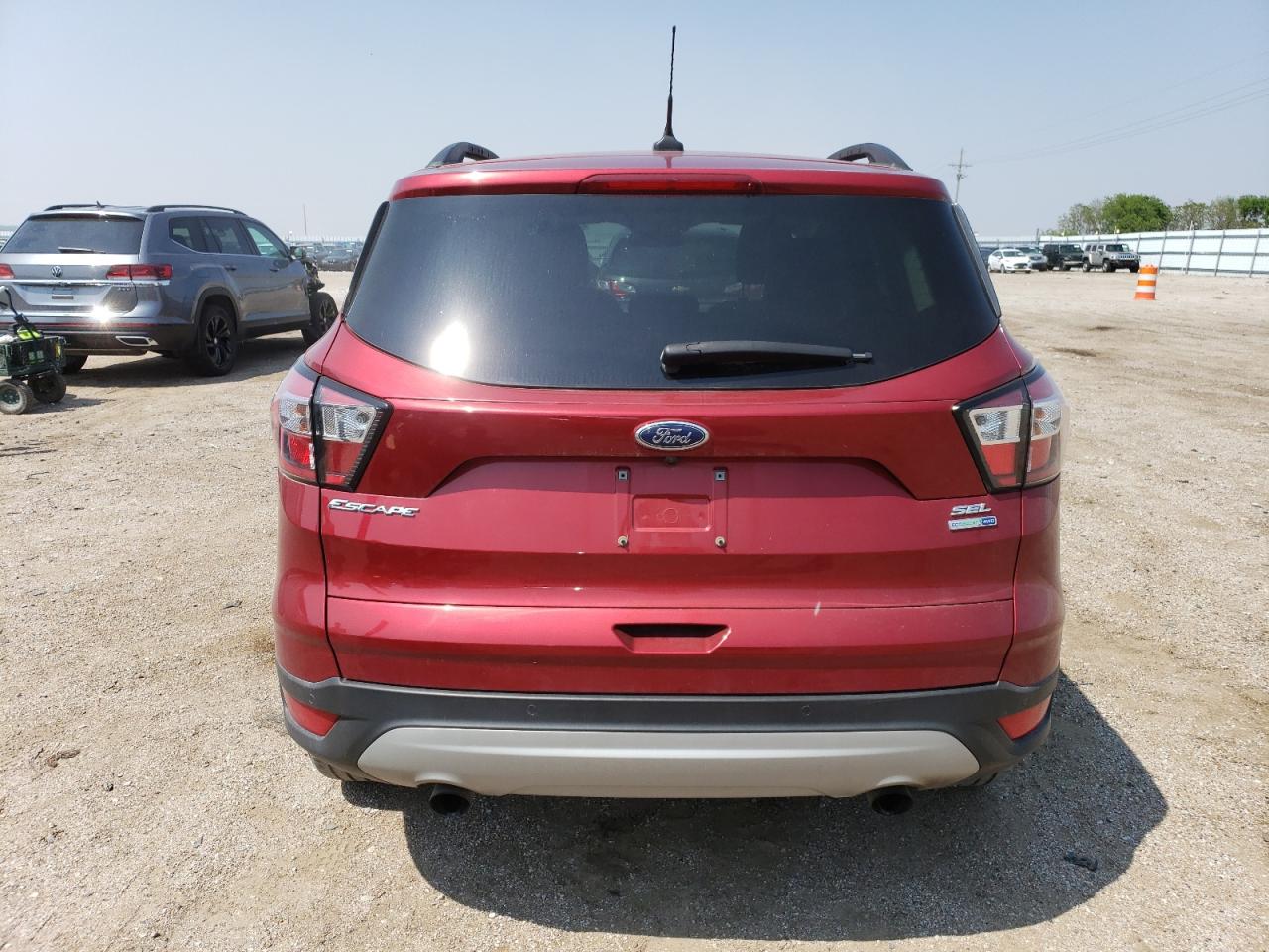 1FMCU9HDXJUC86040 2018 Ford Escape Sel