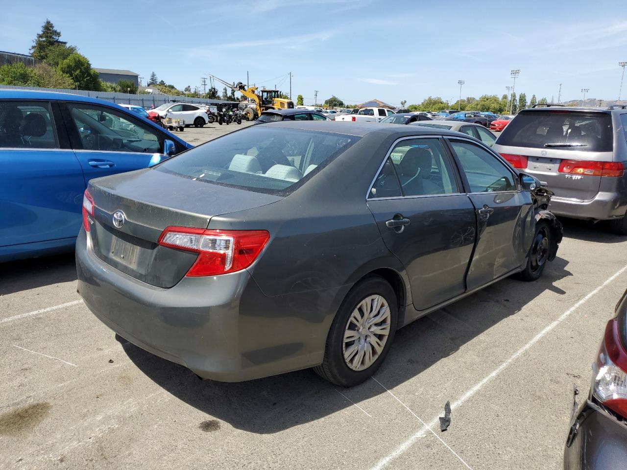 4T1BF1FK2DU641053 2013 Toyota Camry L