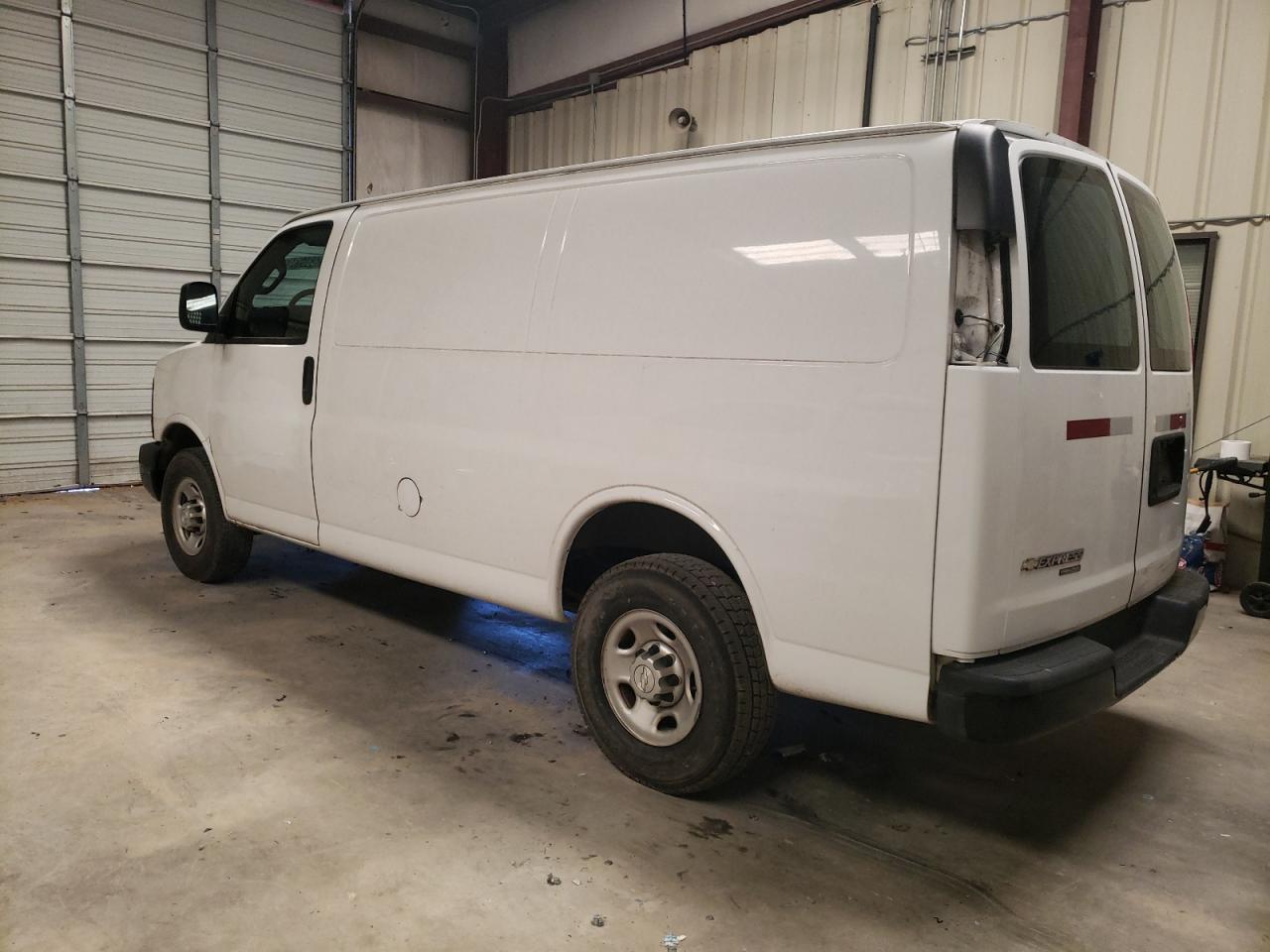 1GCWGAFF7G1165023 2016 Chevrolet Express G2500