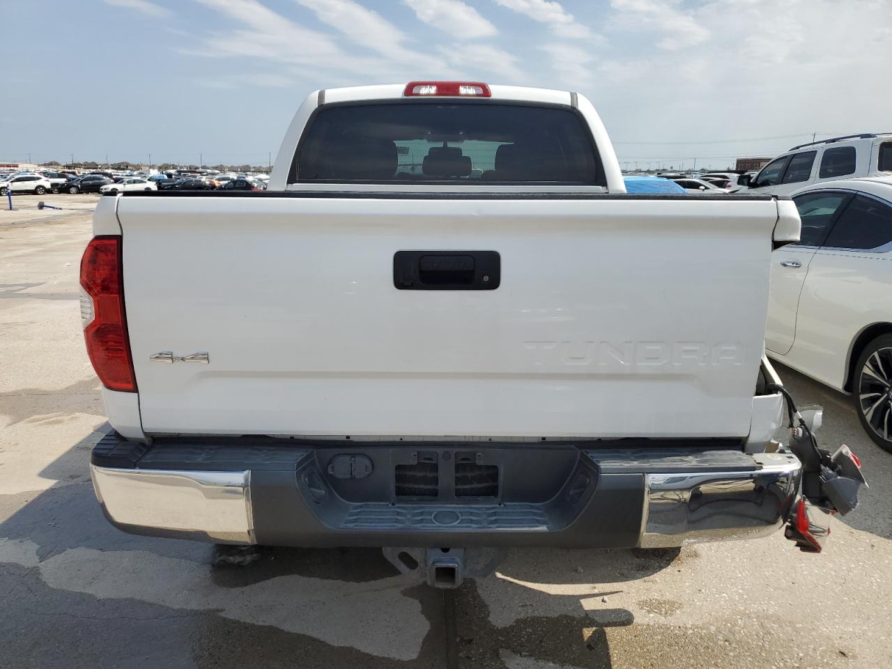 5TFDW5F15EX330292 2014 Toyota Tundra Crewmax Sr5