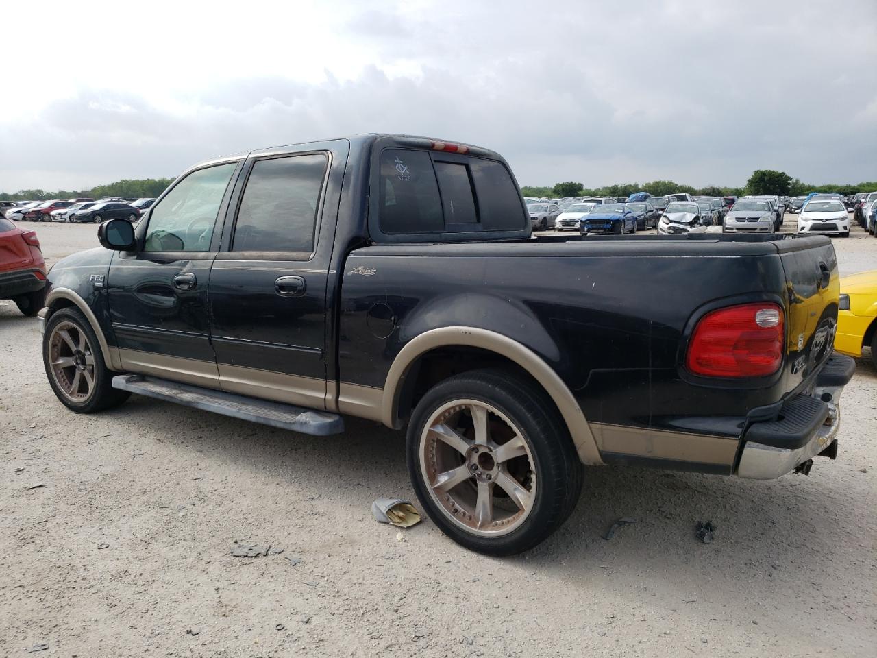 1FTRW07W21KF27396 2001 Ford F150 Supercrew