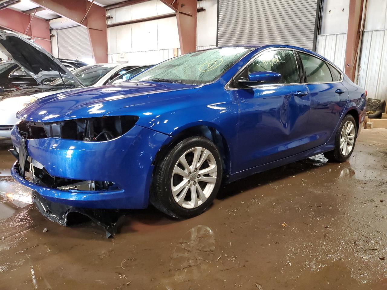 2015 Chrysler 200 Limited vin: 1C3CCCABXFN616536