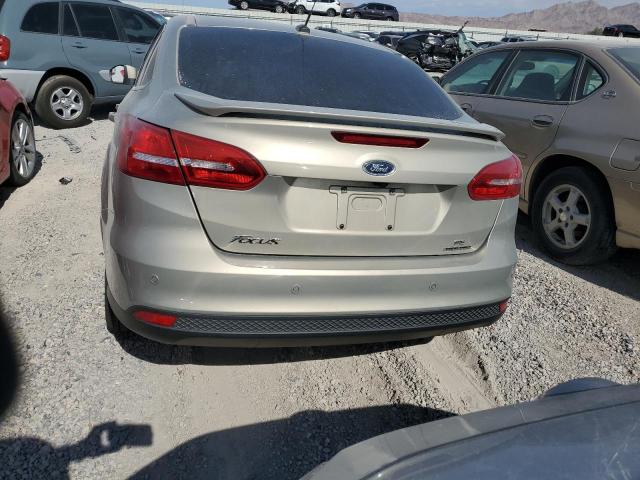 2015 Ford Focus Se VIN: 1FADP3F2XFL358114 Lot: 53865414