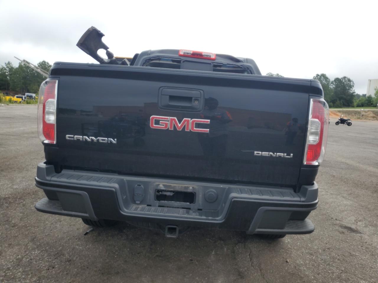 1GTG6EENXJ1157108 2018 GMC Canyon Denali