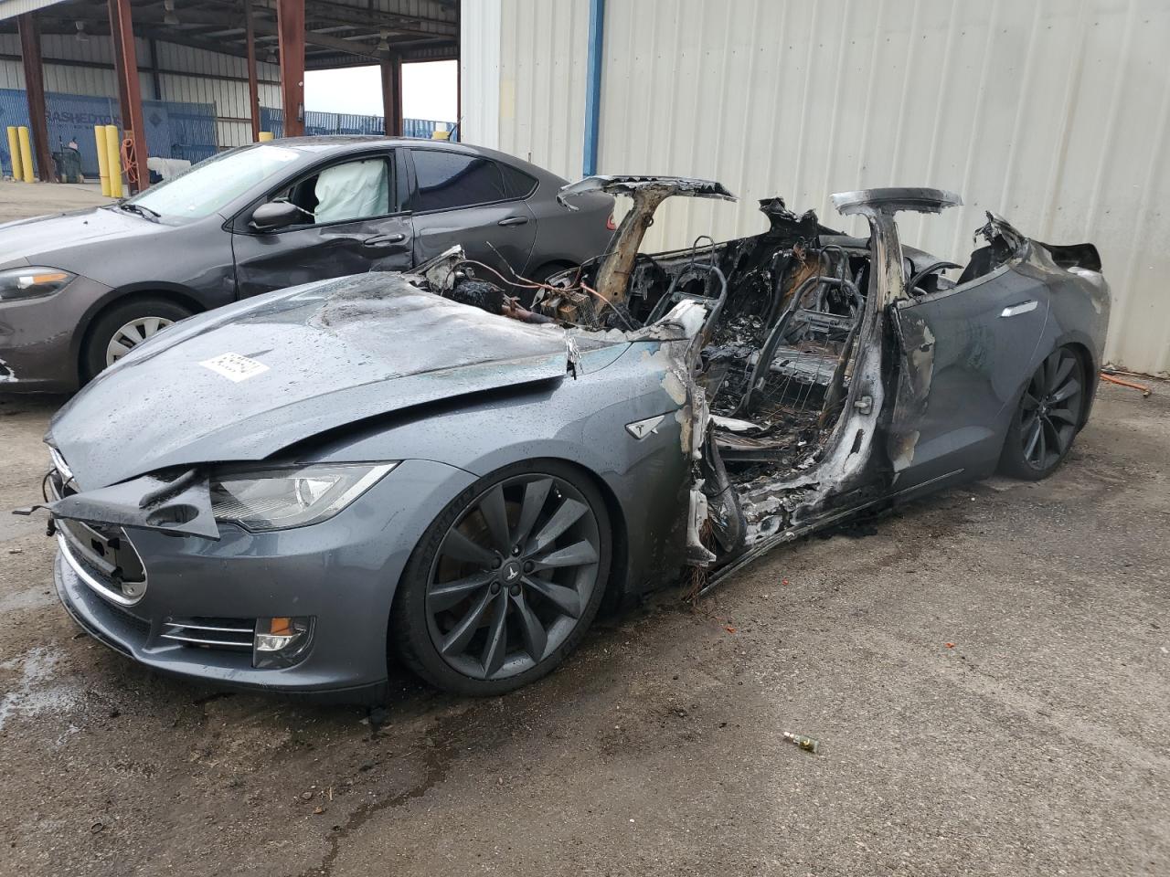 Tesla Model S 2014 