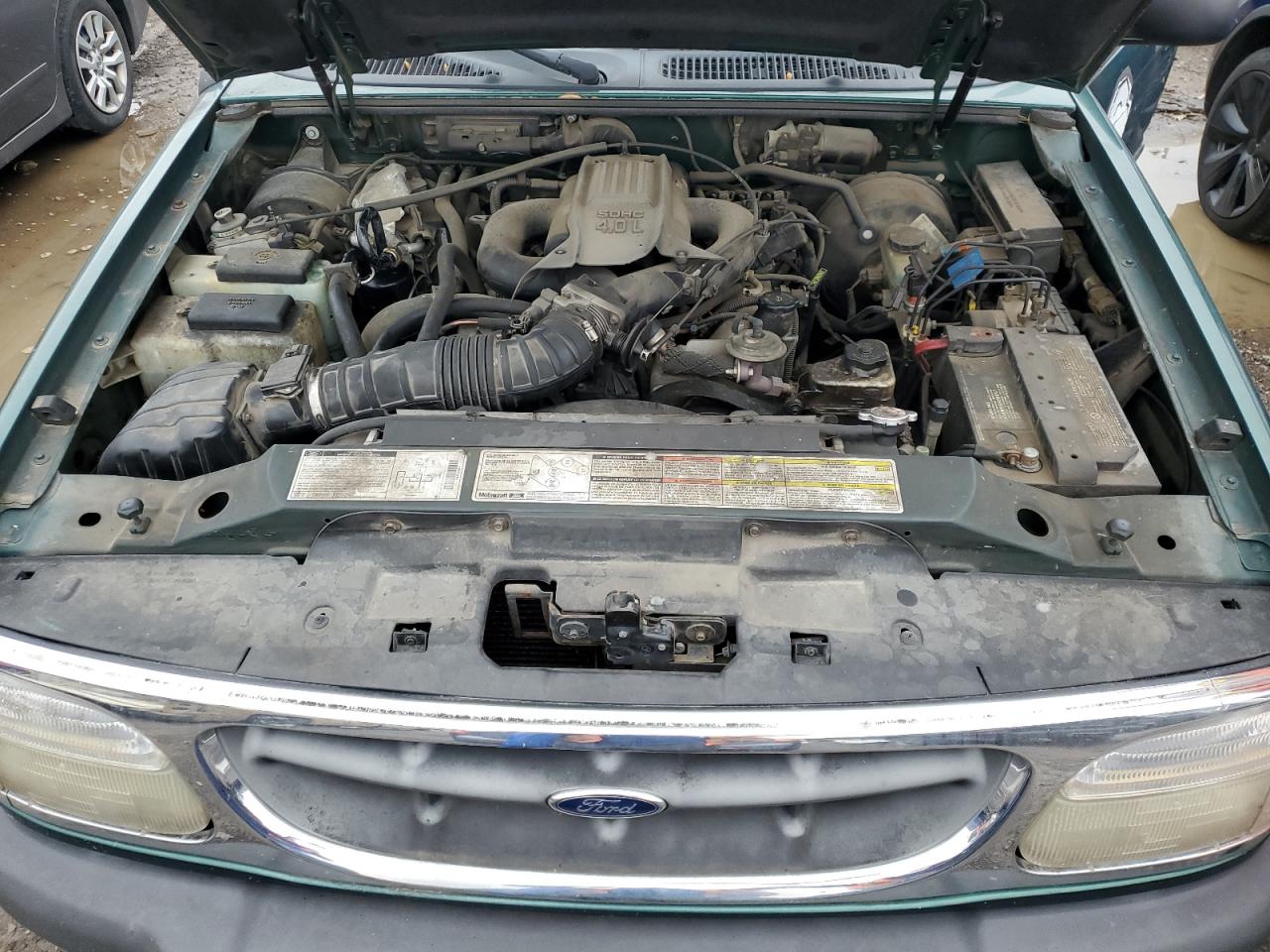 1FMZU34E5XUC83853 1999 Ford Explorer
