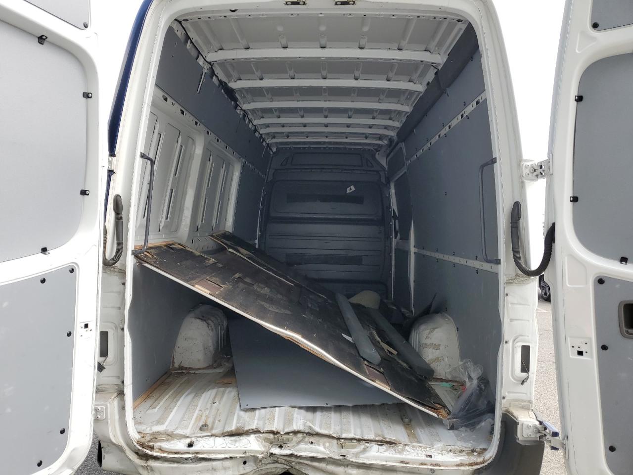 WD3PE8CC8FP140036 2015 Mercedes-Benz Sprinter 2500