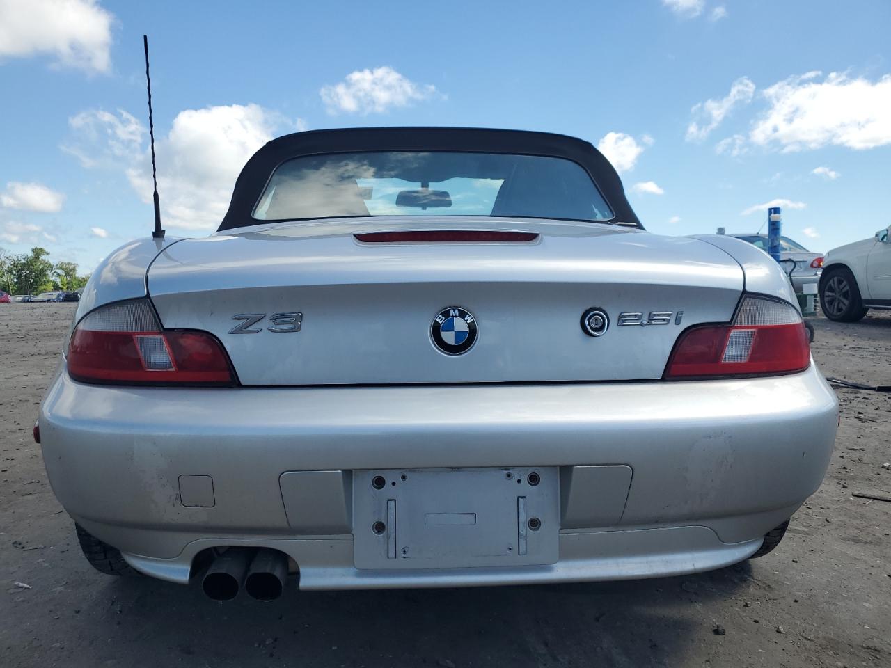 WBACN33441LM02132 2001 BMW Z3 2.5