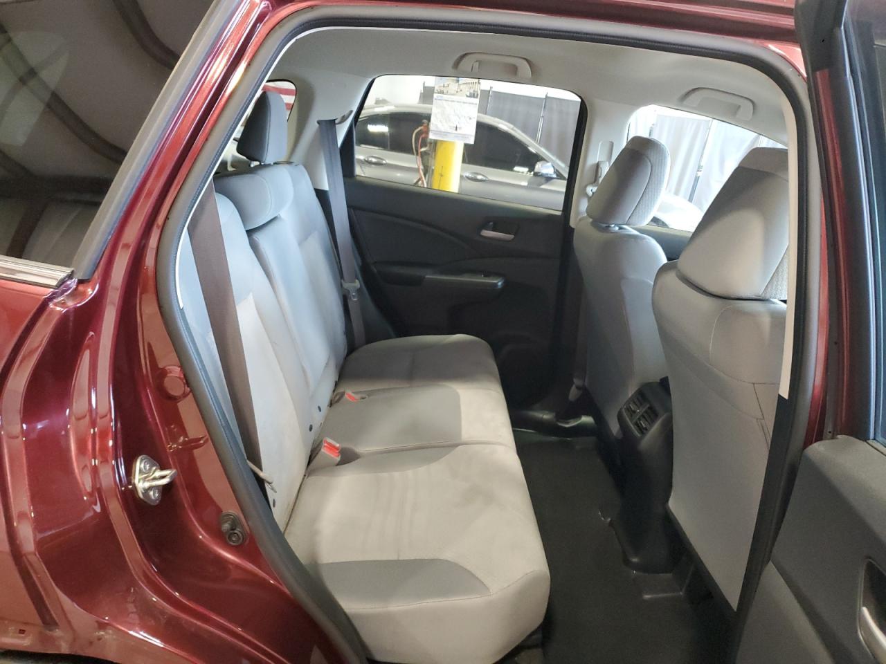 2HKRM4H44GH679388 2016 Honda Cr-V Se