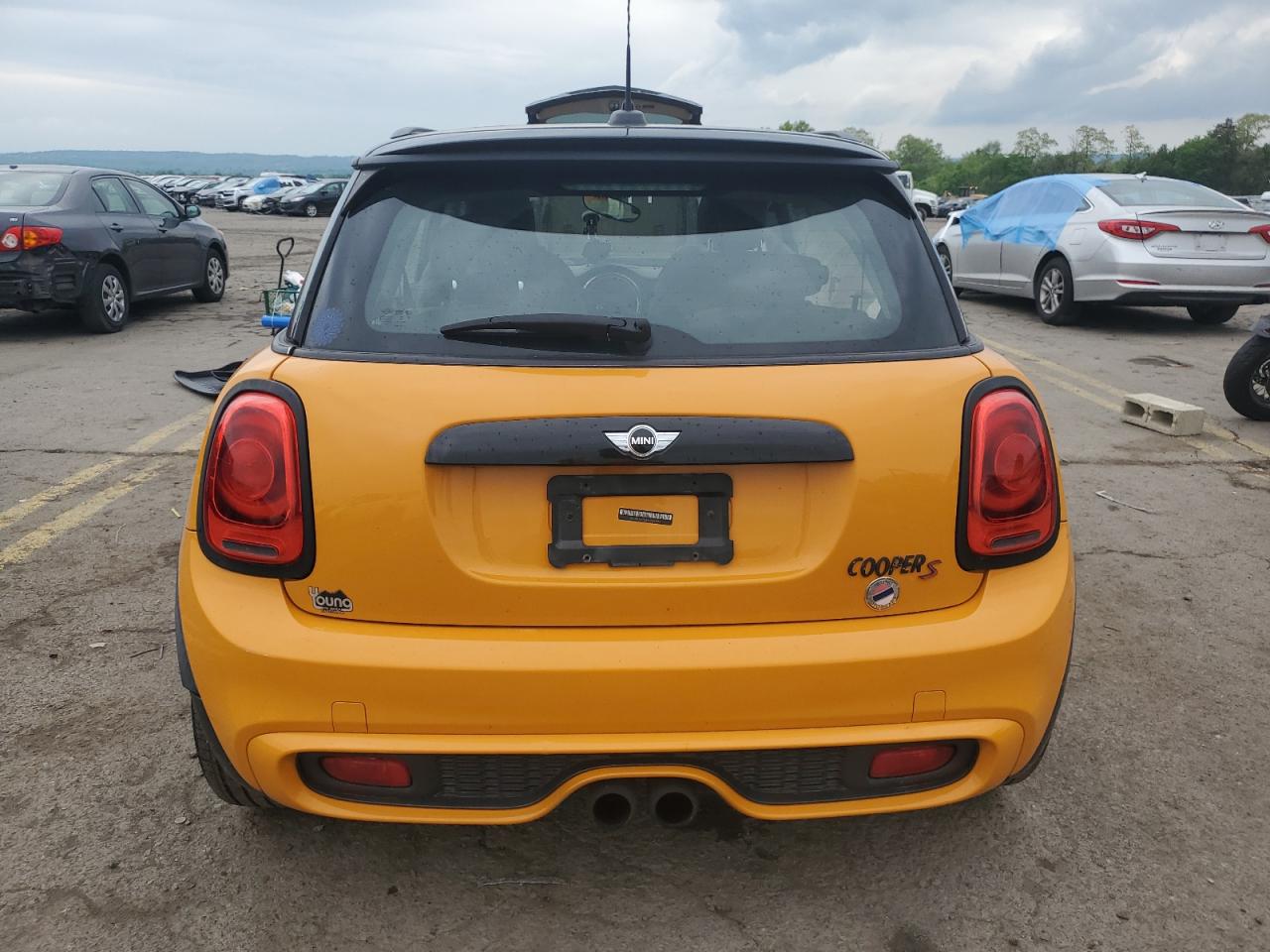 WMWXP7C52F2A61194 2015 Mini Cooper S