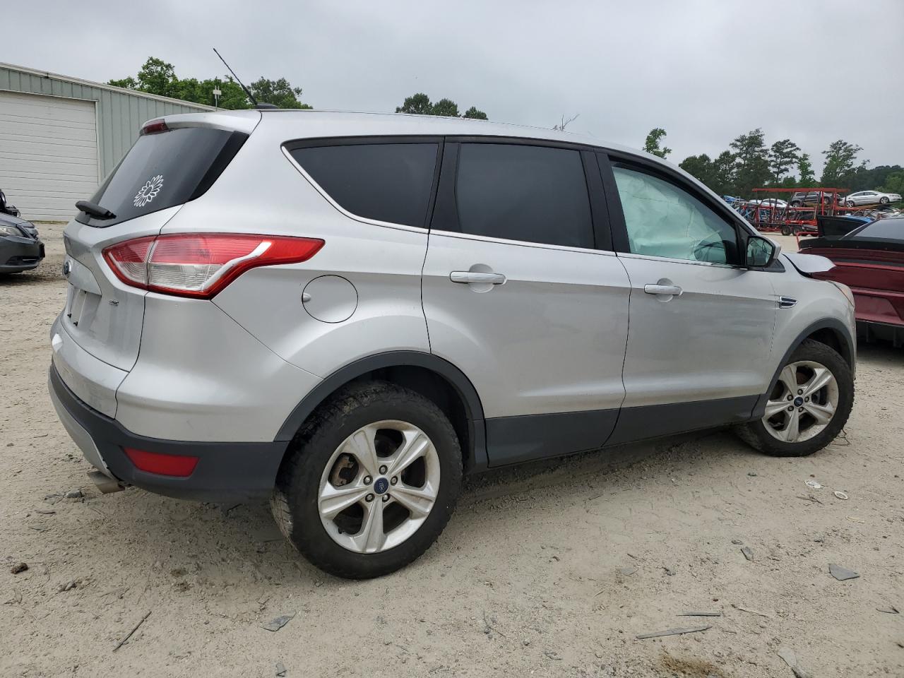 1FMCU0G77GUC86013 2016 Ford Escape Se