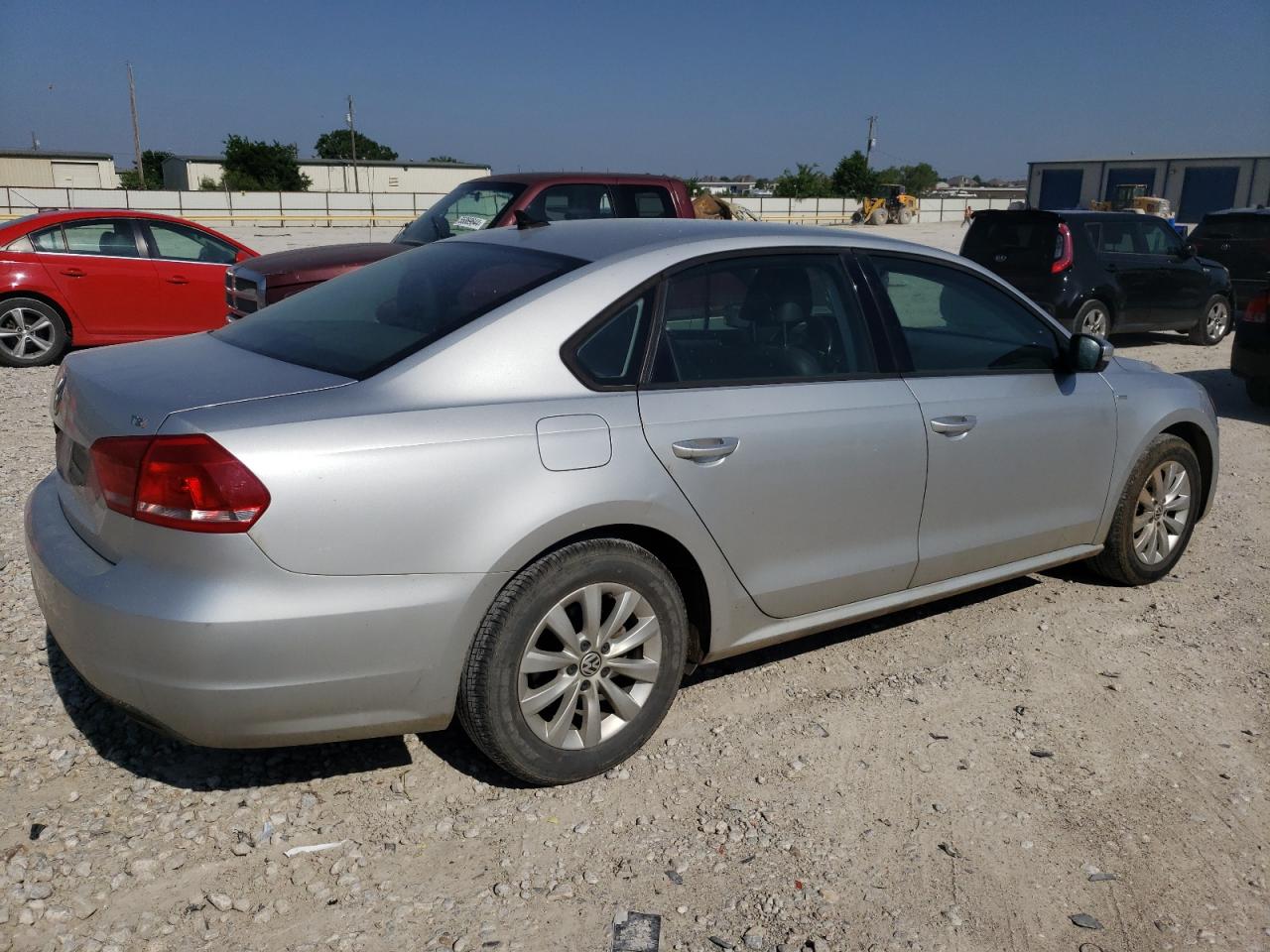 1VWAT7A38FC044930 2015 Volkswagen Passat S