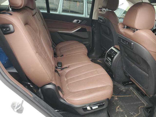  BMW X7 2020 Белый