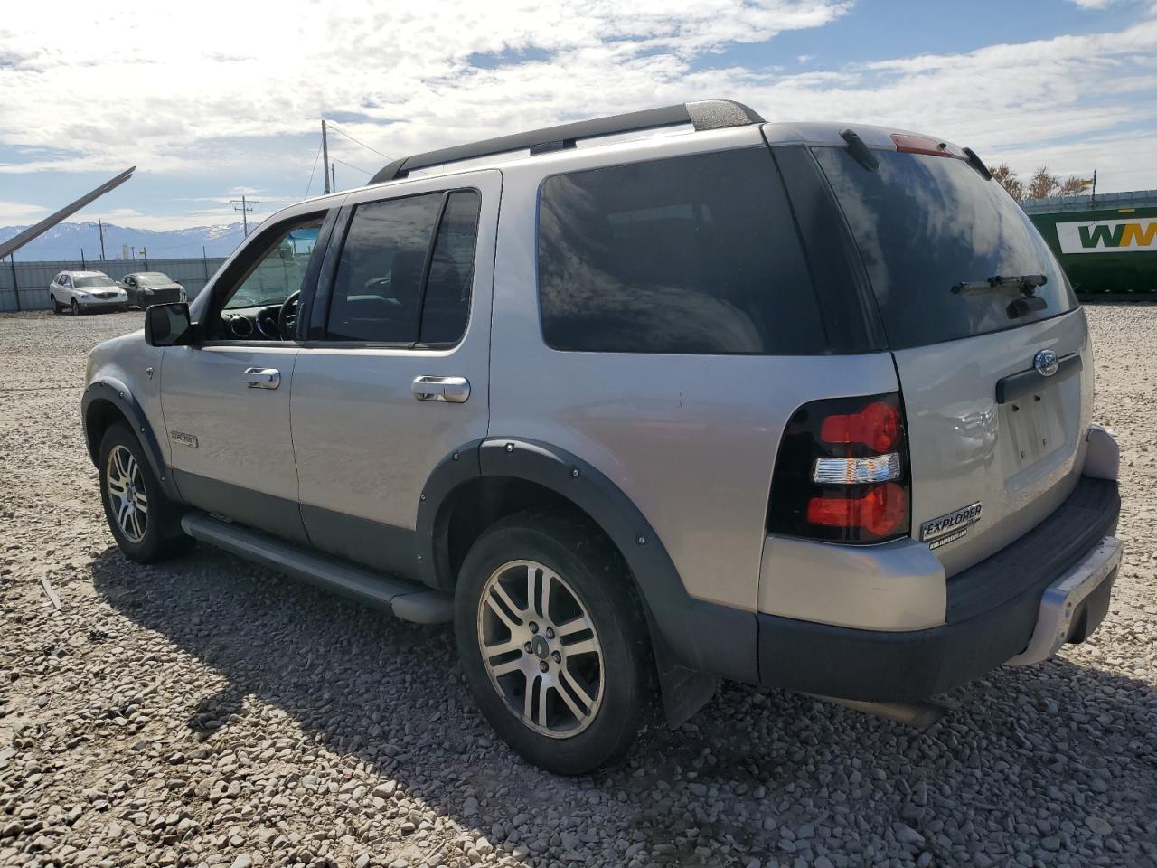 1FMEU73827UA42575 2007 Ford Explorer Xlt