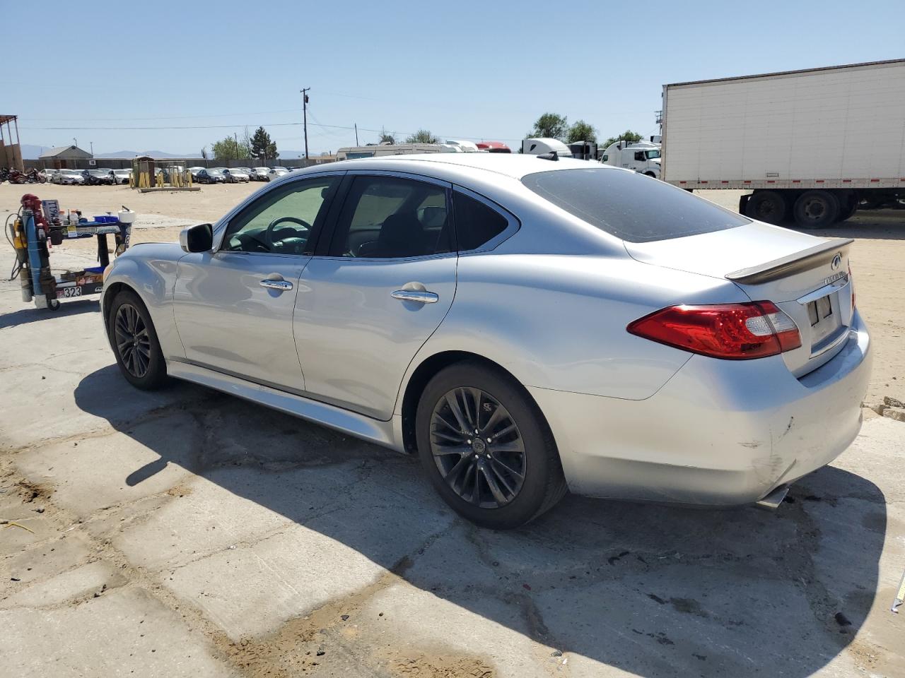 2012 Infiniti M56 vin: JN1AY1AP9CM530045