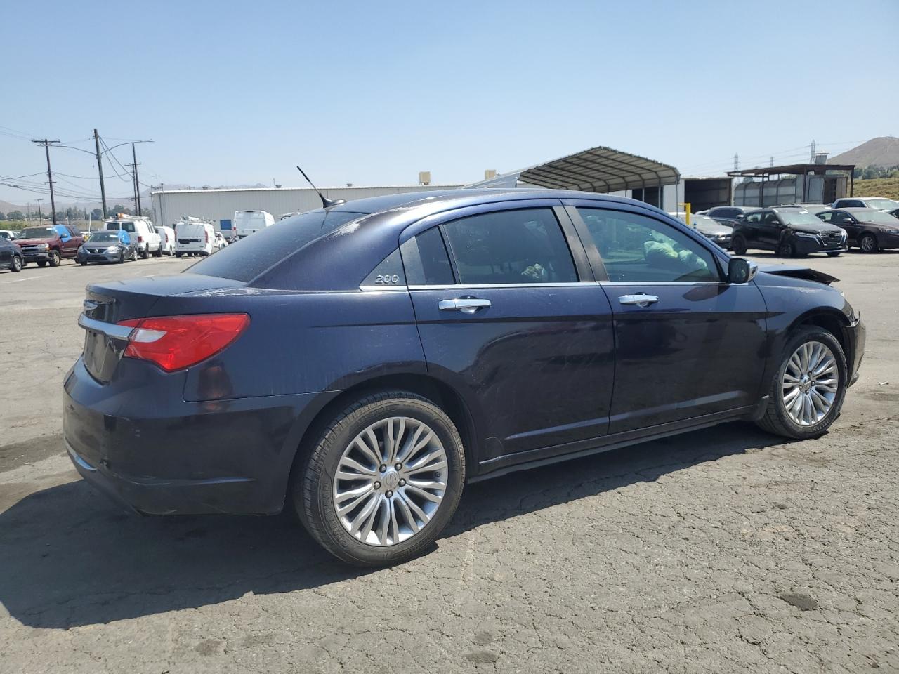 1C3BC2FG5BN556069 2011 Chrysler 200 Limited