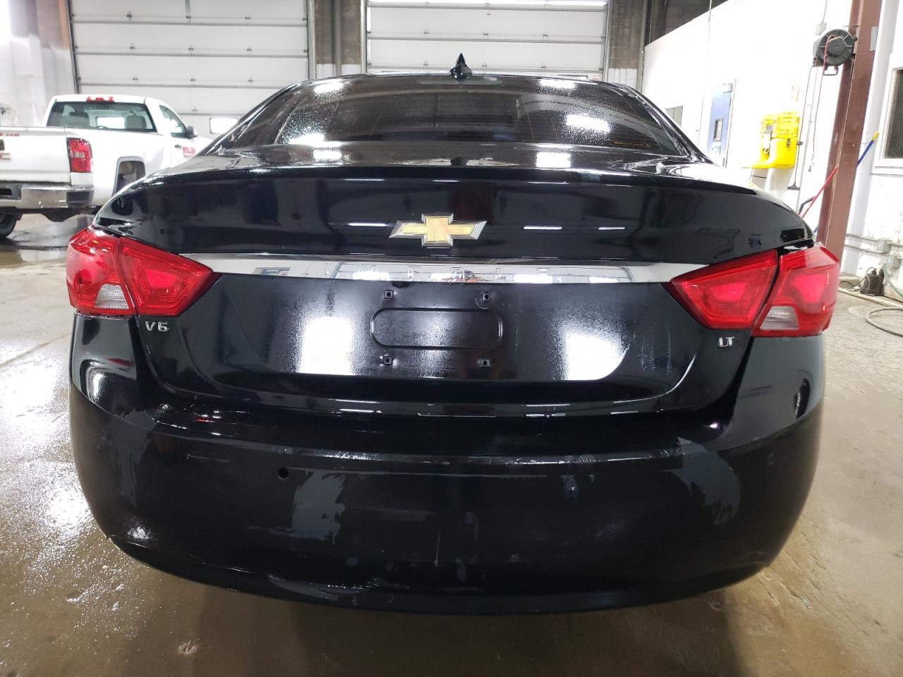 2G1105S34J9110347 2018 Chevrolet Impala Lt