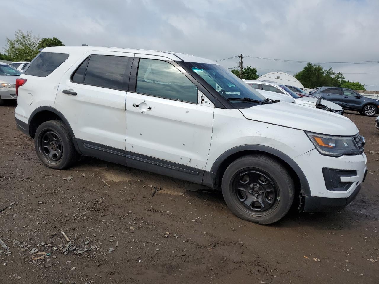 1FM5K8AR4JGA20672 2018 Ford Explorer Police Interceptor