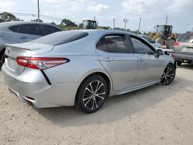 VIN 4T1B11HK9JU548103 2018 Toyota Camry, L no.3