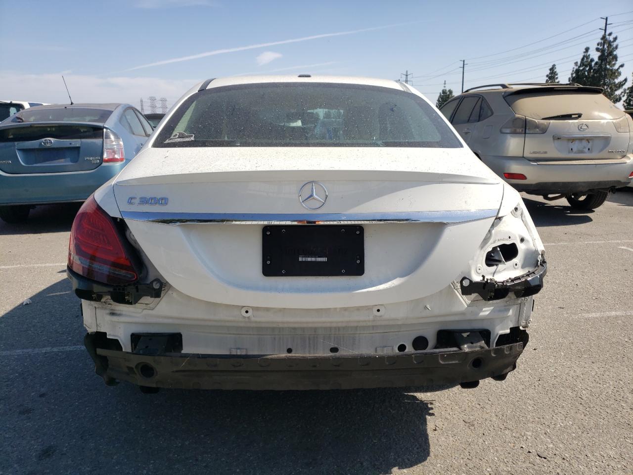 55SWF8DB1KU288648 2019 Mercedes-Benz C 300