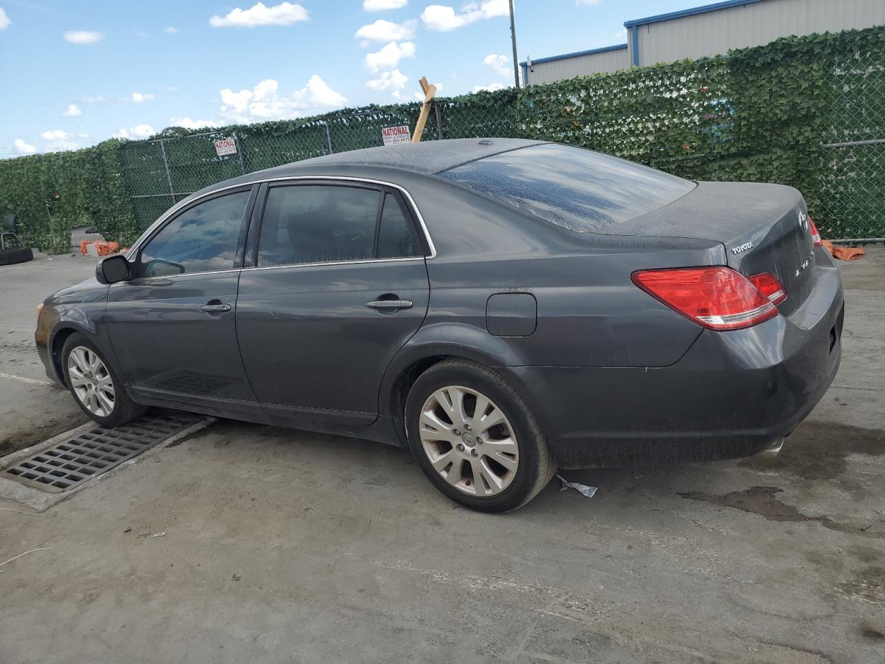 4T1BK3DB0AU365977 2010 Toyota Avalon Xl