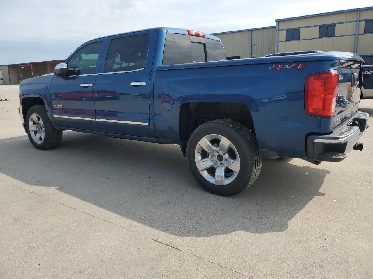 3GCUKSEC5JG333995 2018 Chevrolet Silverado K1500 Ltz