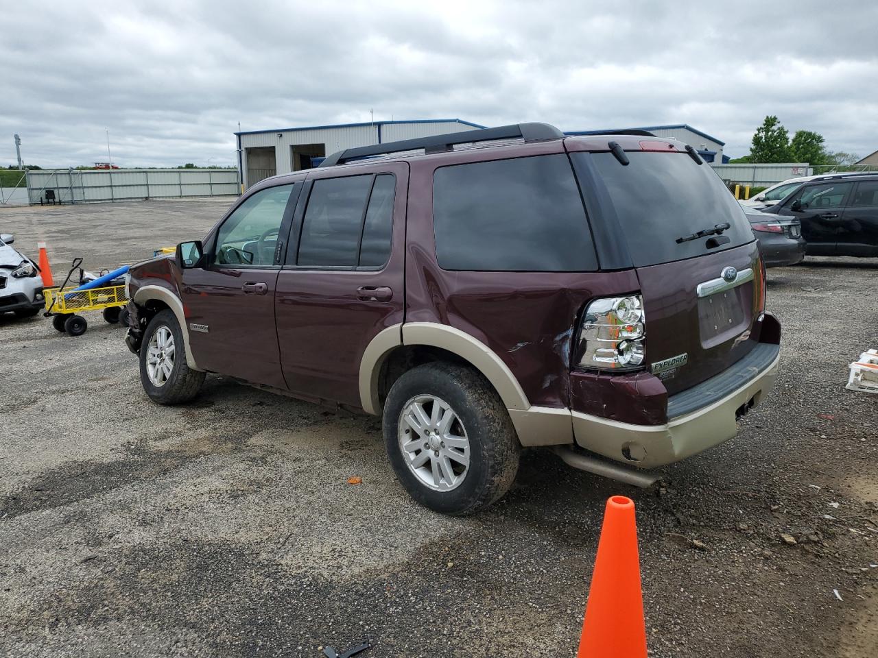 1FMEU74E78UA74475 2008 Ford Explorer Eddie Bauer