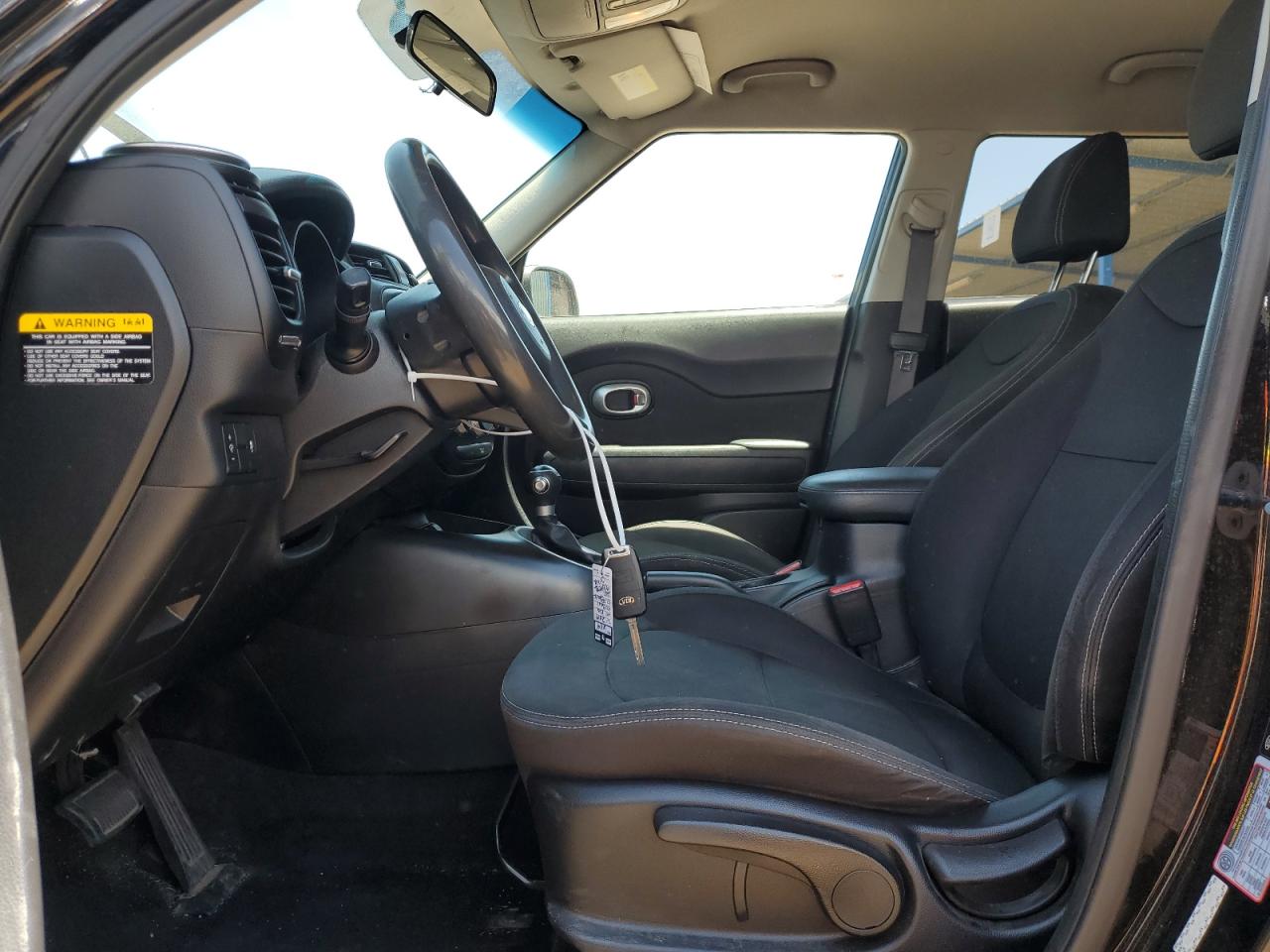 KNDJN2A22K7000531 2019 Kia Soul