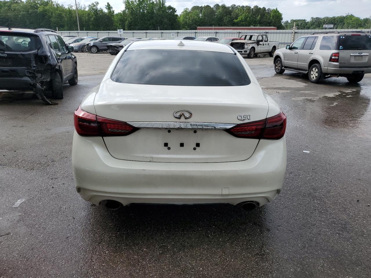 2019 Infiniti Q50 Luxe vin: JN1EV7AP4KM513794