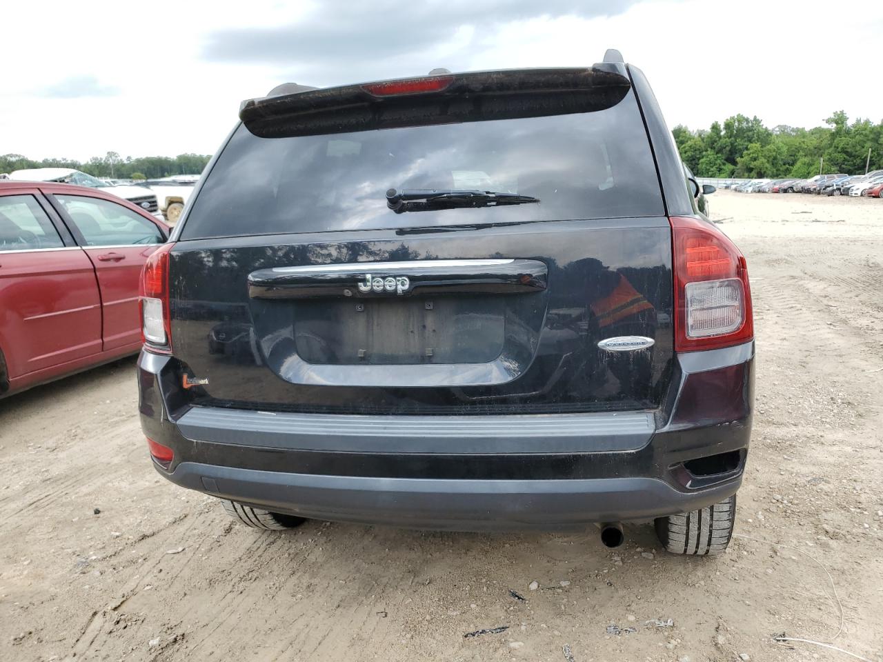 1C4NJCEB7GD700468 2016 Jeep Compass Latitude