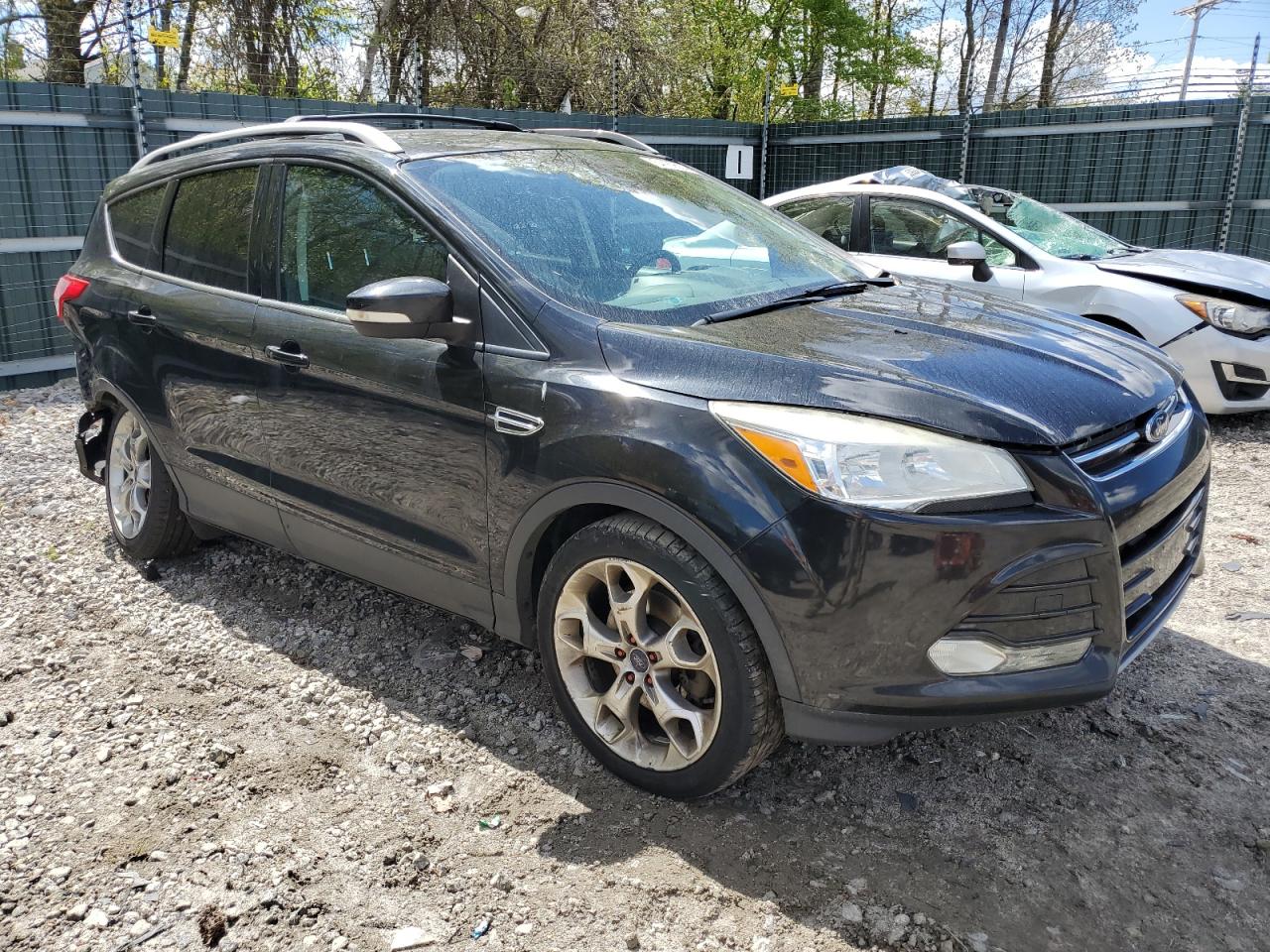 1FMCU9J92EUC13806 2014 Ford Escape Titanium