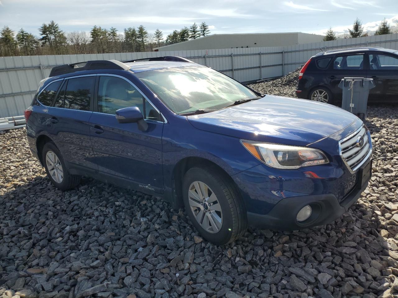 4S4BSAFC1H3301876 2017 Subaru Outback 2.5I Premium