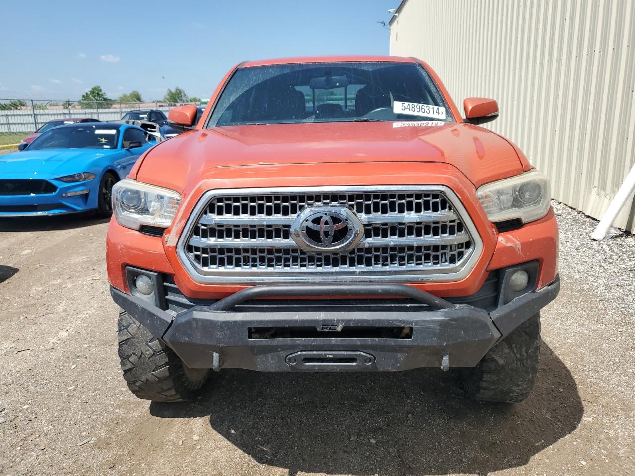 2017 Toyota Tacoma Double Cab vin: 5TFCZ5AN8HX075106