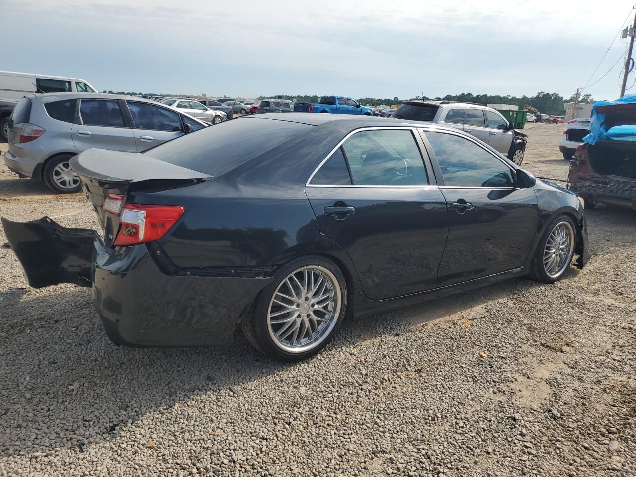 4T1BF1FK3DU241826 2013 Toyota Camry L