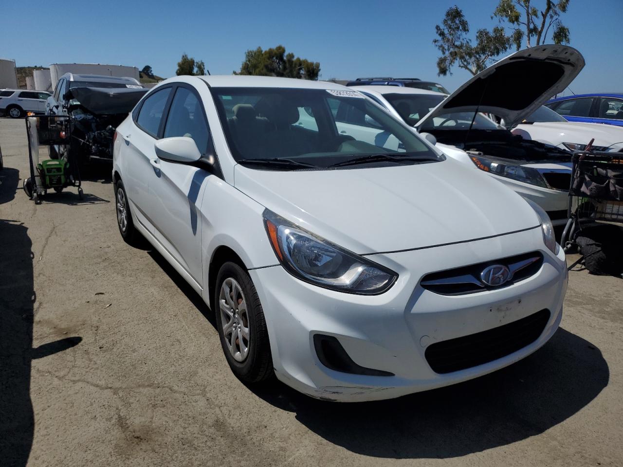 KMHCT4AE7EU615209 2014 Hyundai Accent Gls