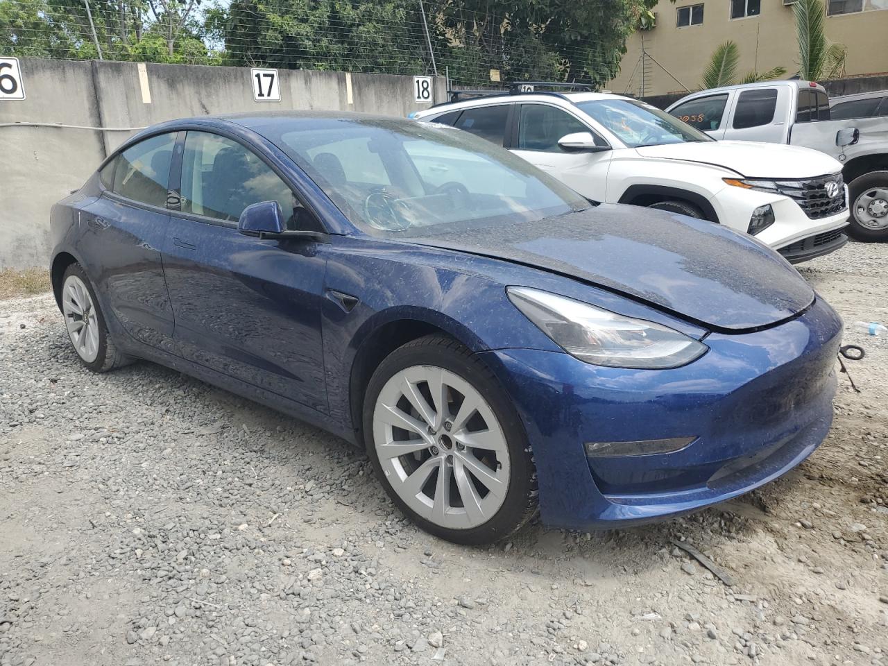 5YJ3E1EA4NF186415 2022 Tesla Model 3