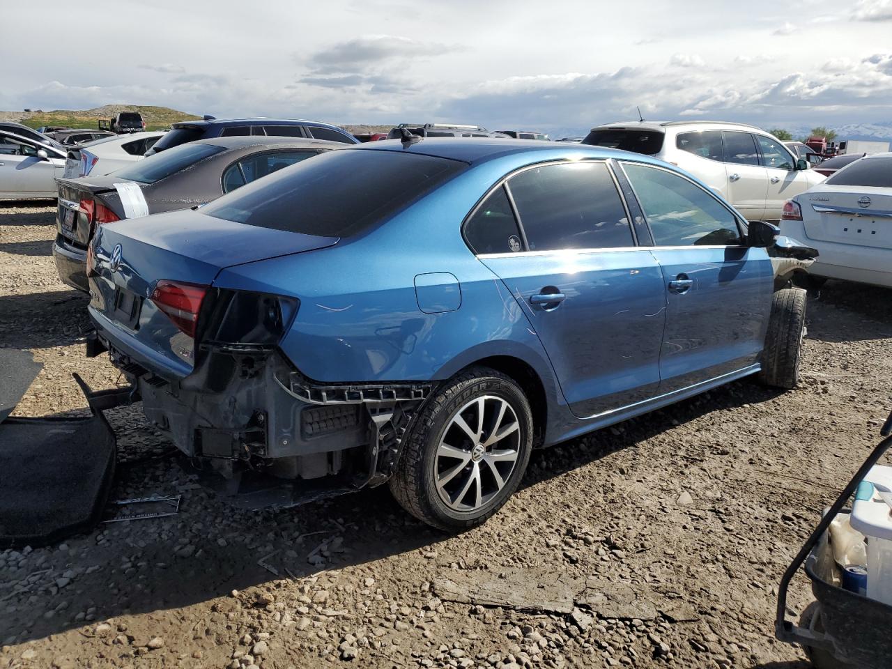 3VWDB7AJ5HM411301 2017 Volkswagen Jetta Se