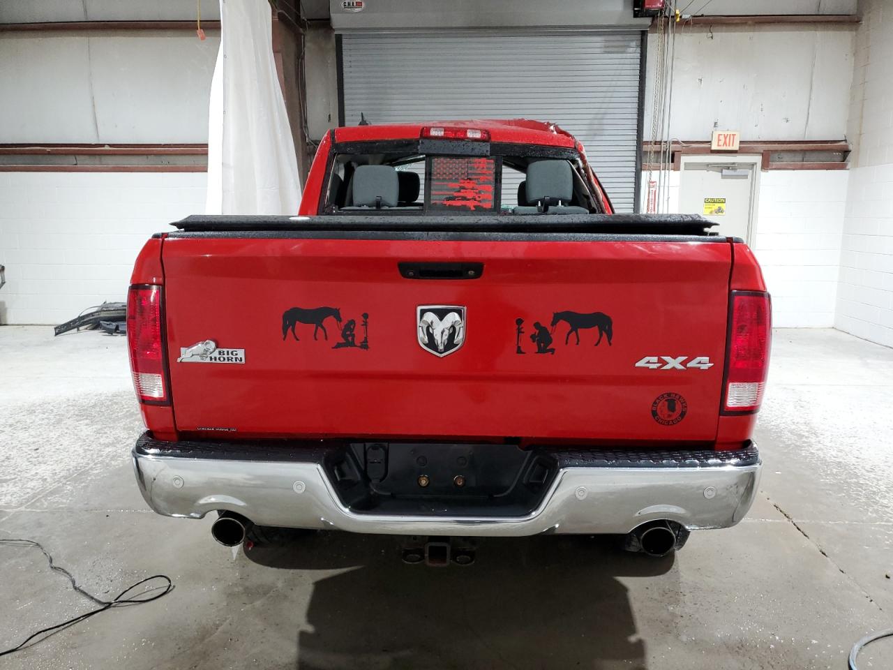 1C6RR7LT2JS247027 2018 Ram 1500 Slt