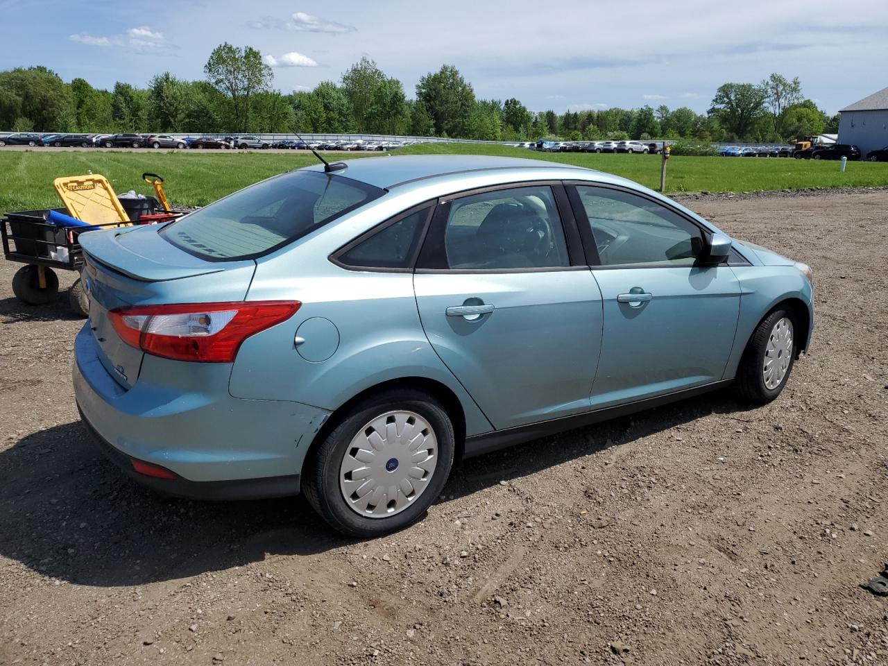 1FAHP3F21CL474489 2012 Ford Focus Se