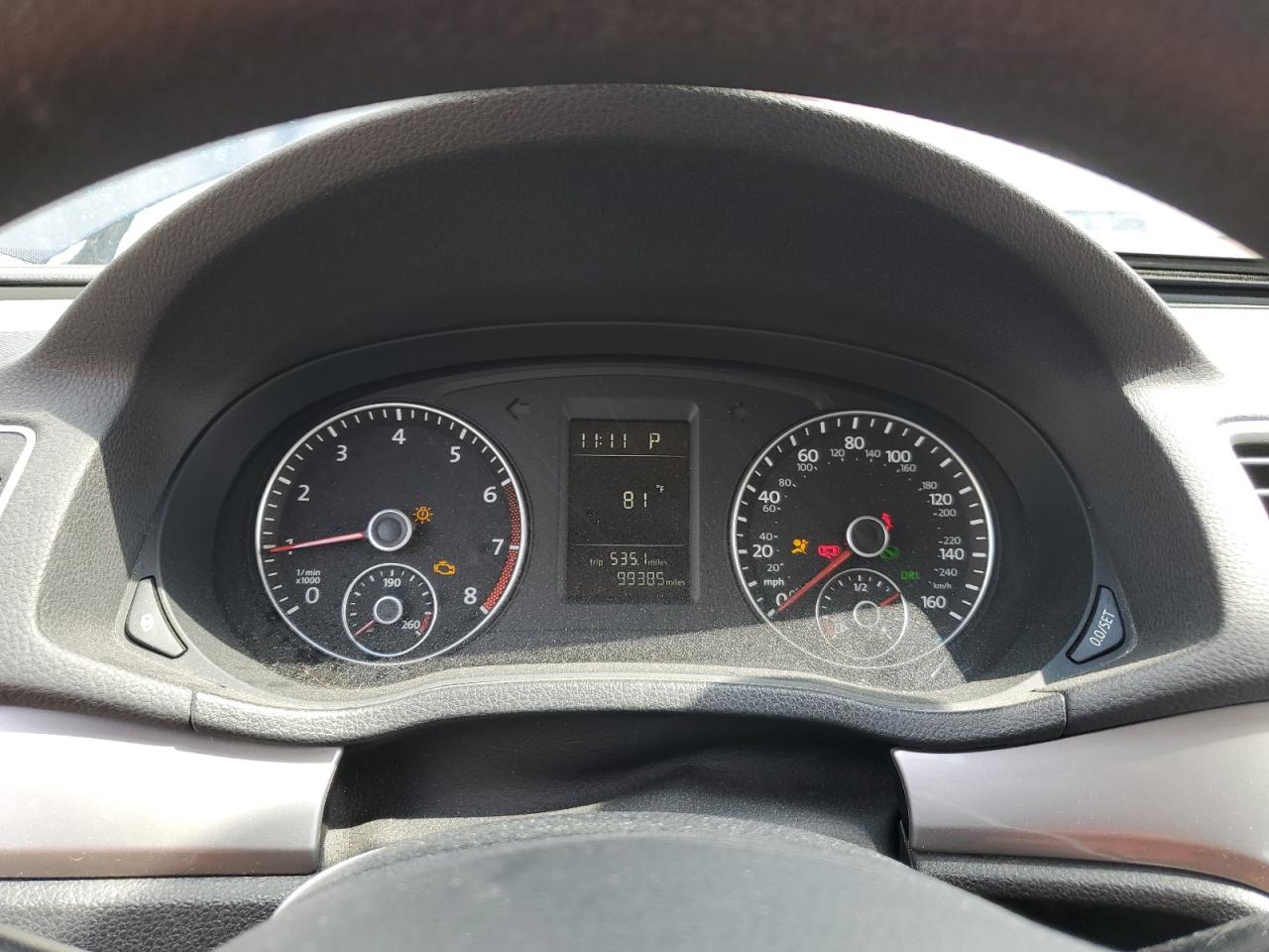 1VWAH7A33CC018961 2012 Volkswagen Passat S